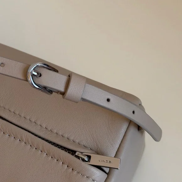 Vince Beige leather Top-Handle Bag - Picture 6 of 7